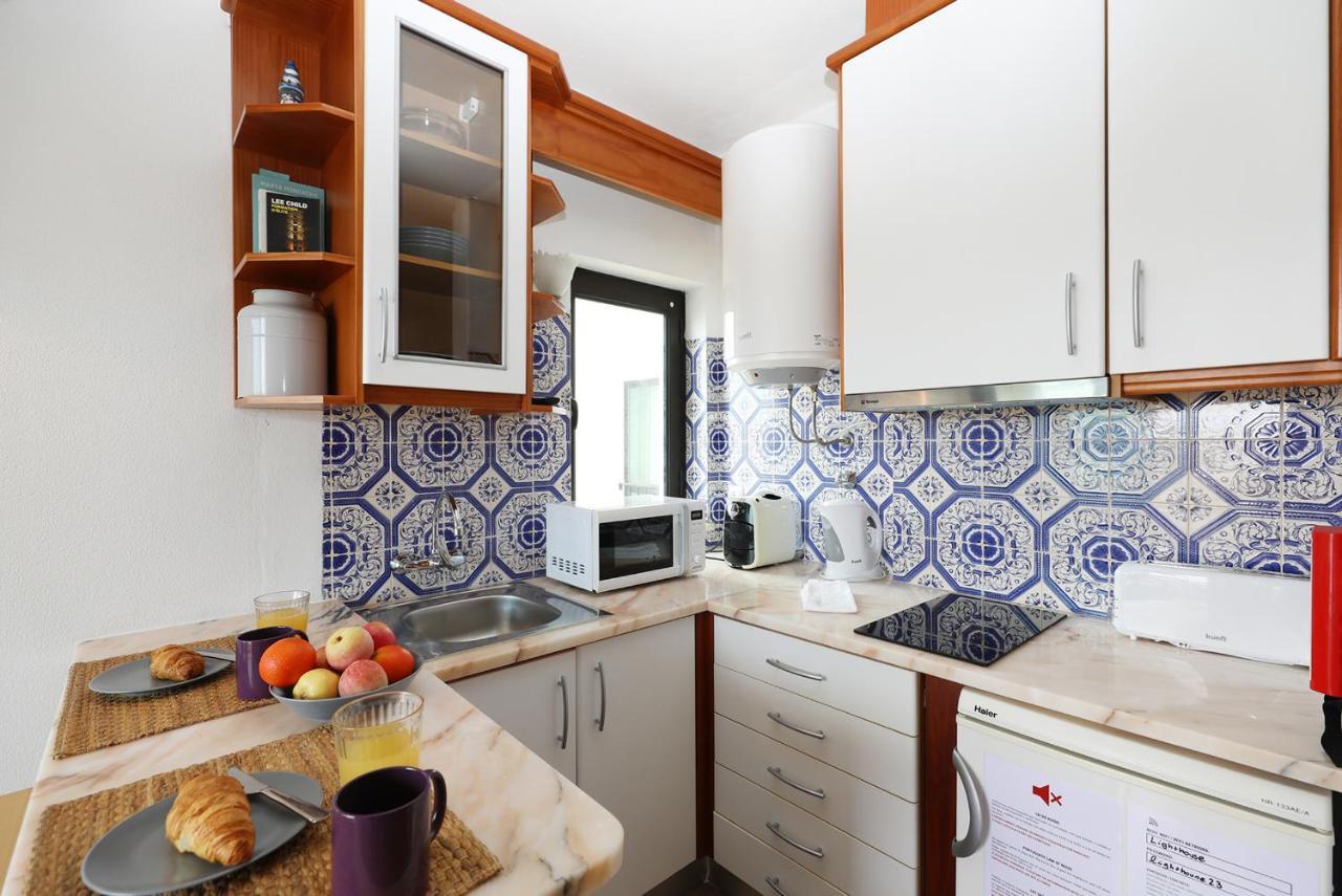 A57 - Lighthouse Apartment In Via Dona Ana Lagos Luaran gambar